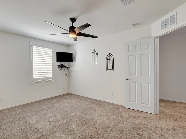6458 Blue Ember Ave — Photo 45
