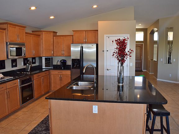 5th image of 11858 N 59th Ln