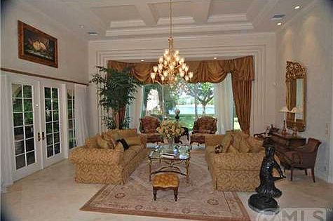 5th image of 5928 Vintage Oaks Cir