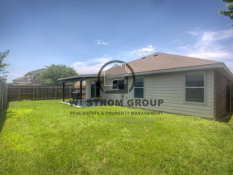 7000 Sylvan Meadows Dr — Photo 35