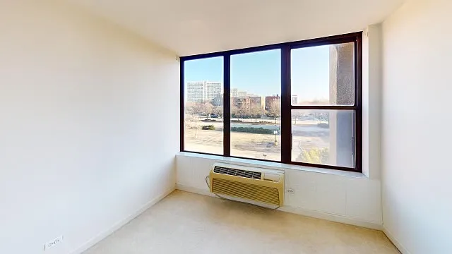 345 E Eastgate Pl #304 — Photo 5