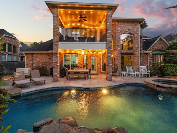 9822 Prairie Clover Ln, Spring, TX 77379