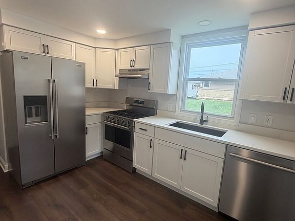 3rd image of 1014 22nd St