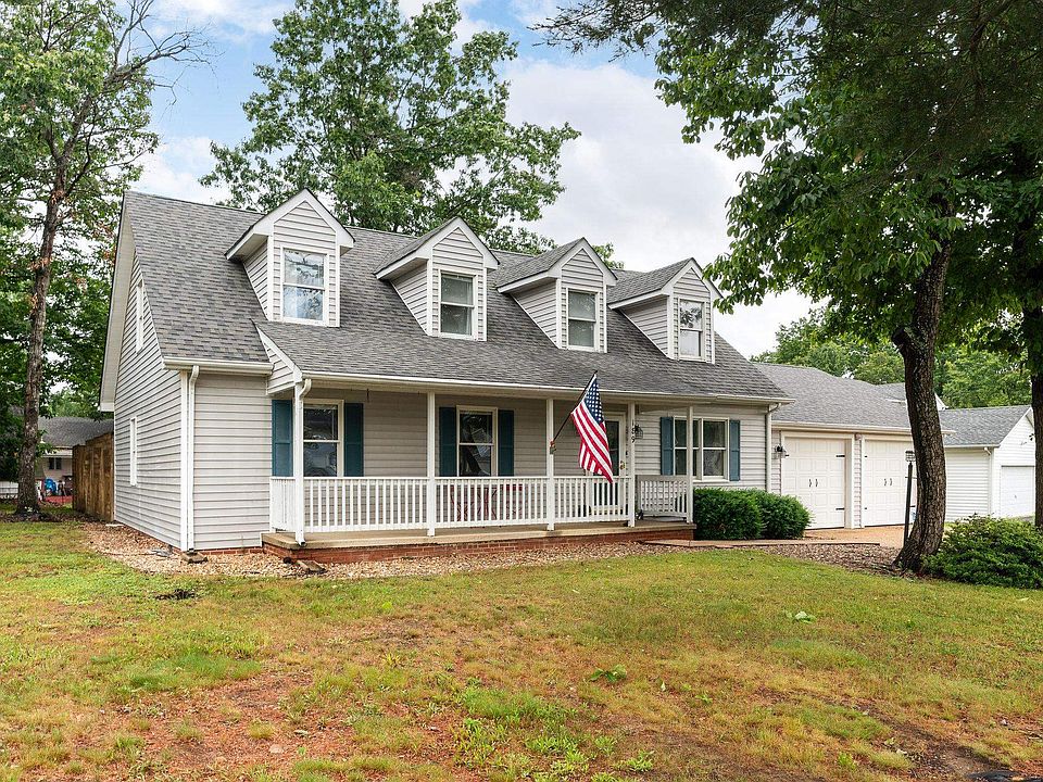 1st image of 189 Forest Dr