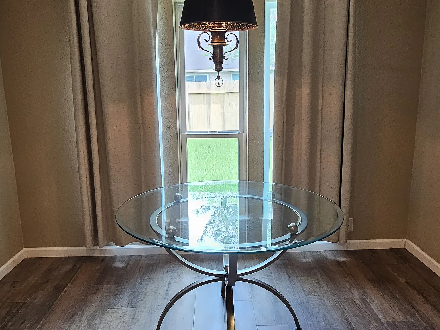 4 bed, 1932 sqft, $2,150 — Photo 4