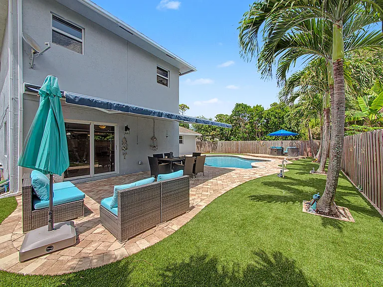 4868 Canal Dr — Photo 20