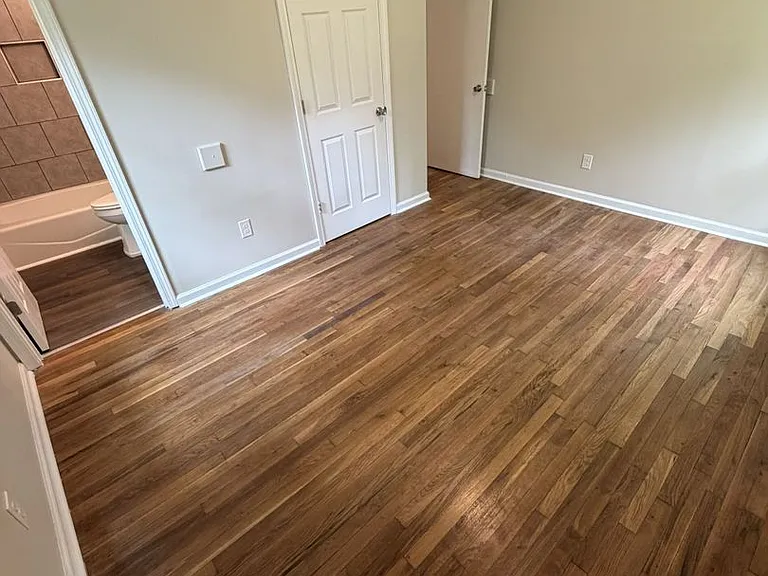 1302 Crescent Ridge Rd NE — Photo 9