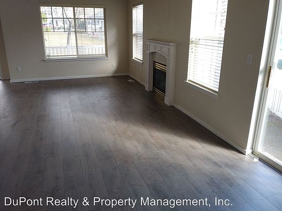 2nd image of 1482 Willson Ave