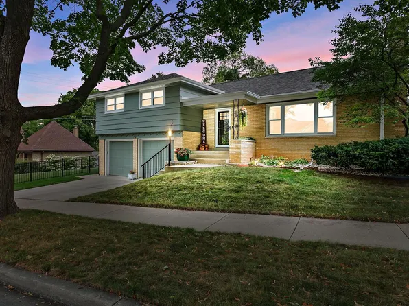 10410 West Melvina STREET, Wauwatosa, WI 53222