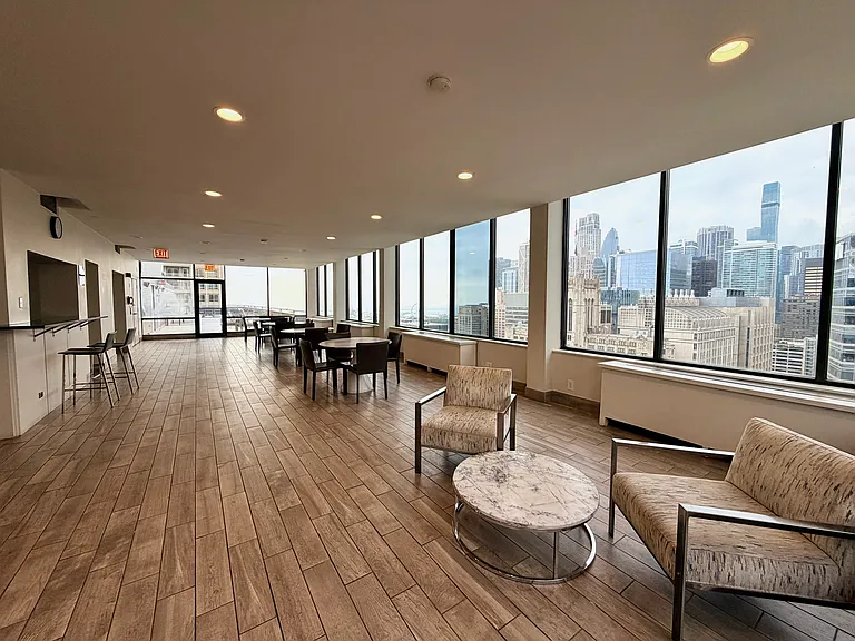222 E Pearson St #404 — Photo 14