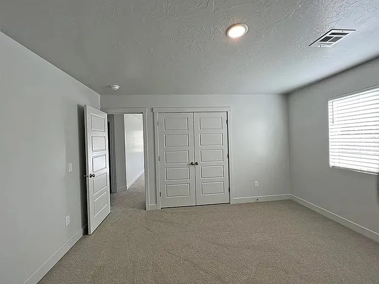 4104 E Phobos Ln — Photo 27