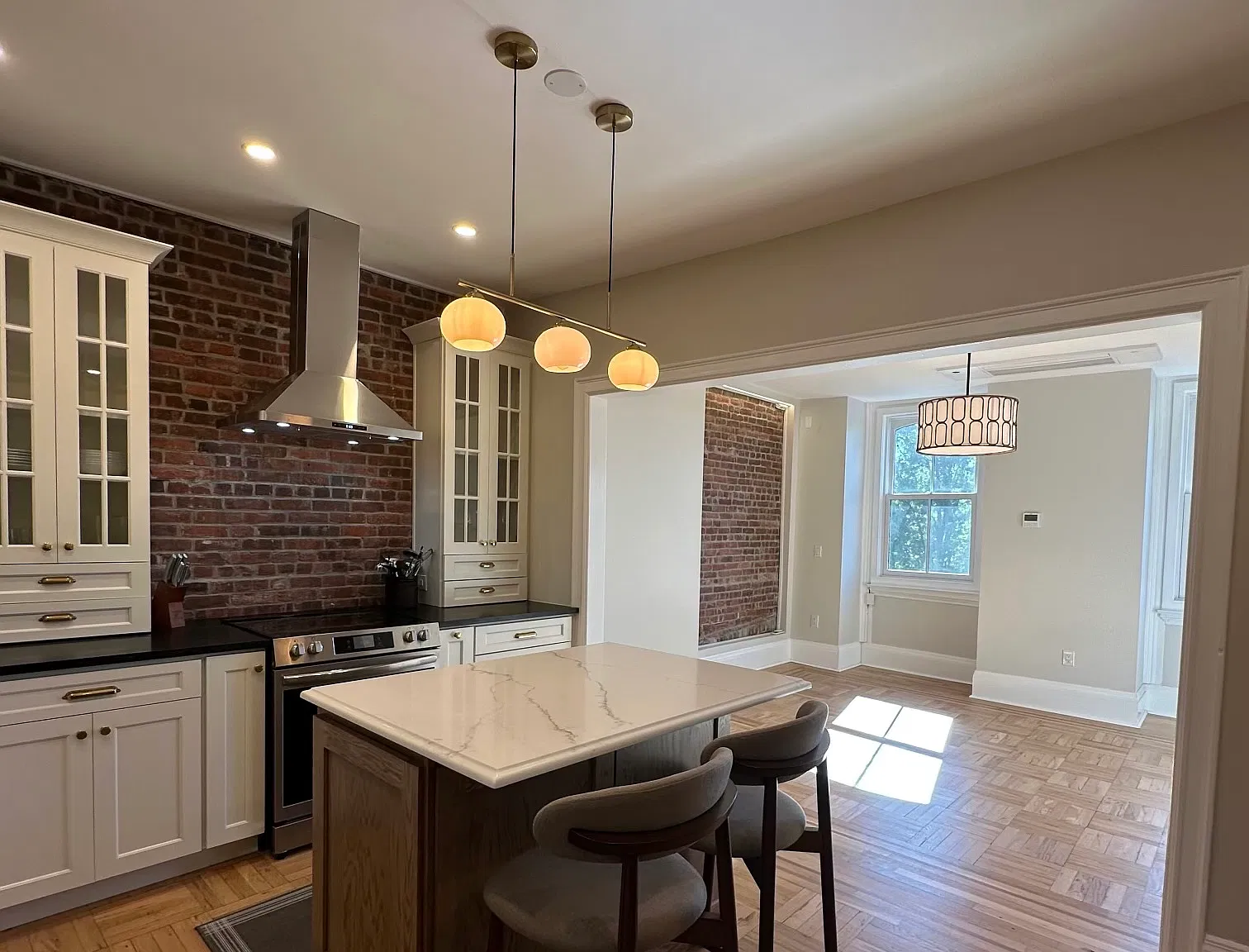 1 bed, 750 sqft, $3,950 — Photo 3