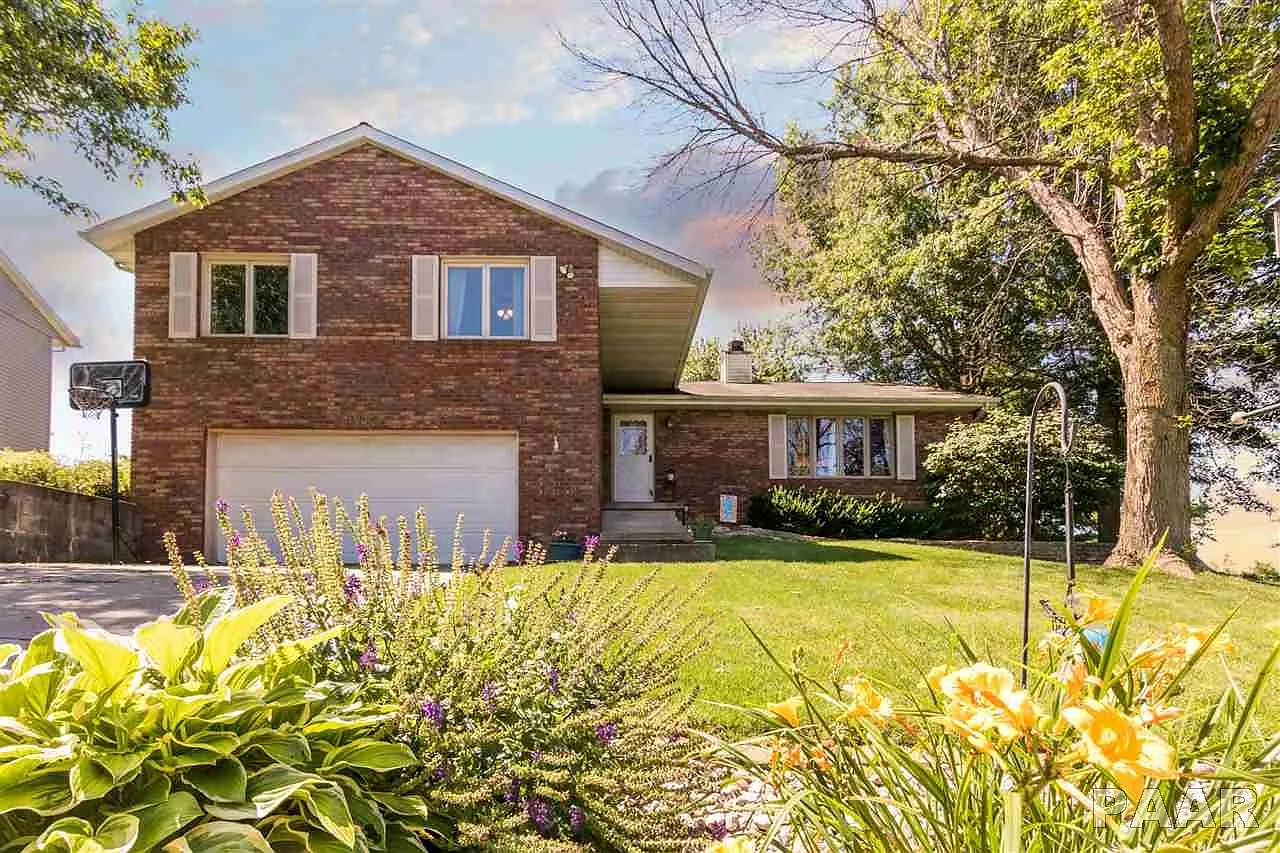 5930 W Ridgecrest Dr photo 1
