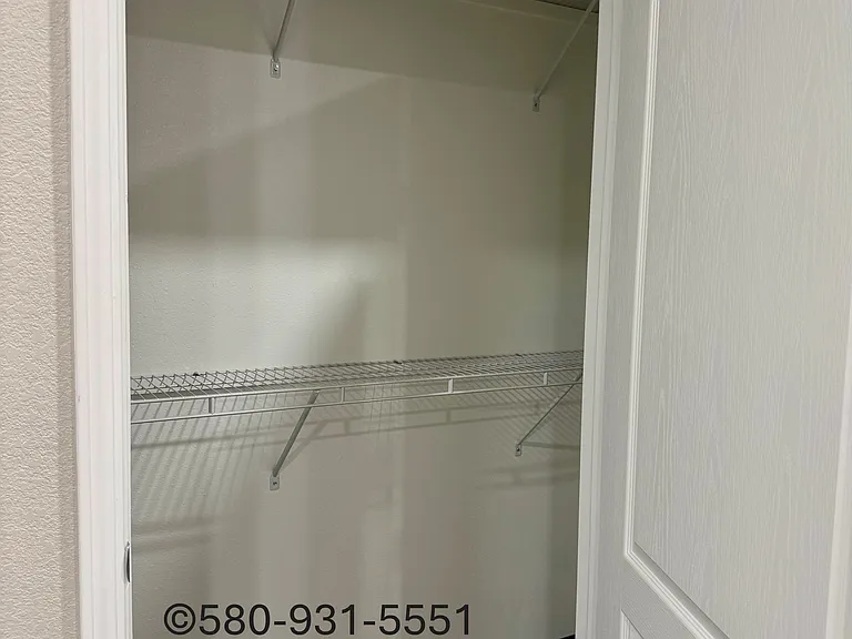 408 W Pine St — Photo 5