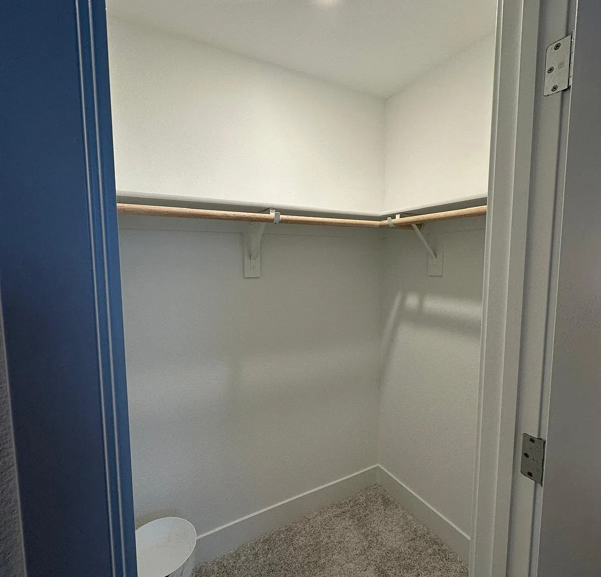 2718 Old Larks Ln — Photo 4