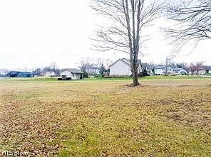 3rd image of 428 Overlook Dr