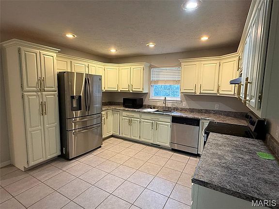 4th image of 10780 Austin Ln