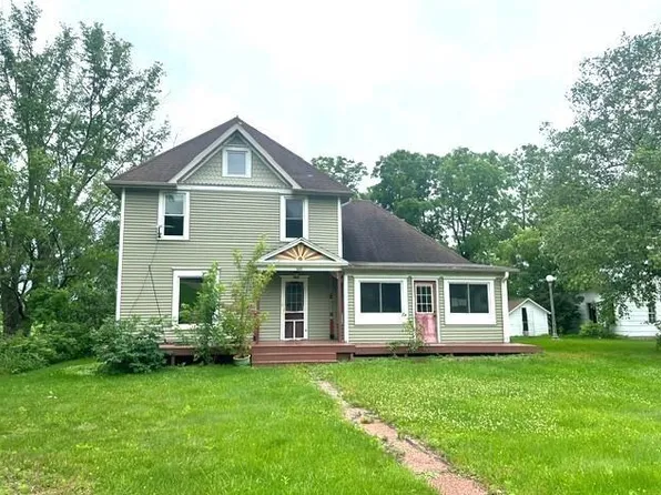 527 West Mill Road, Blair, WI 54616