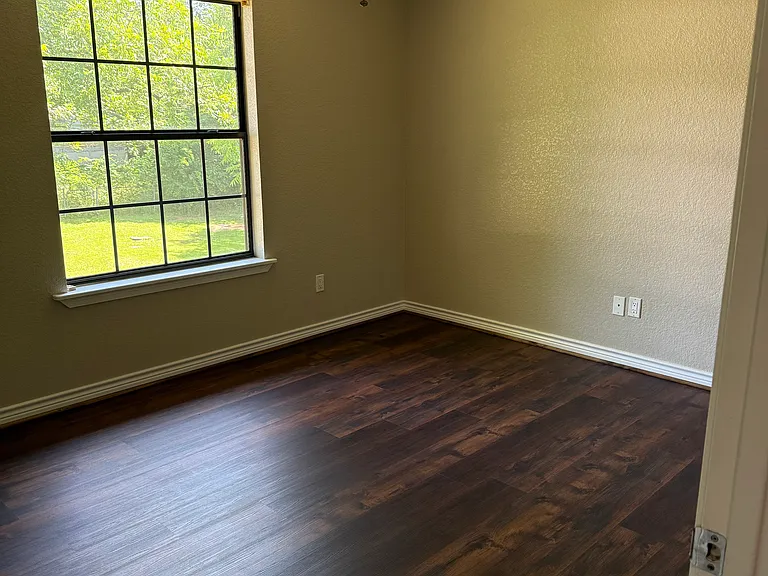 405 E McDonald St #1 — Photo 3