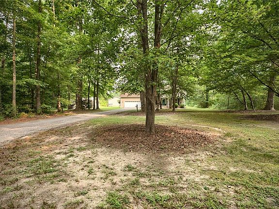 3rd image of 5494 T C Walker Rd