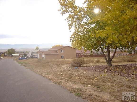 3rd image of 956 S Elbow Dr