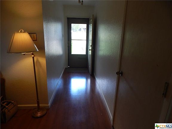 2nd image of 555 Lakeview Dr