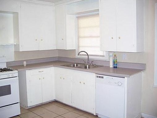 2nd image of 310 Willard Dr