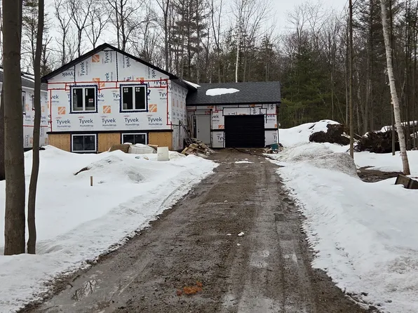 3183 Cove Ave, Innisfil, ON L9S 2K8