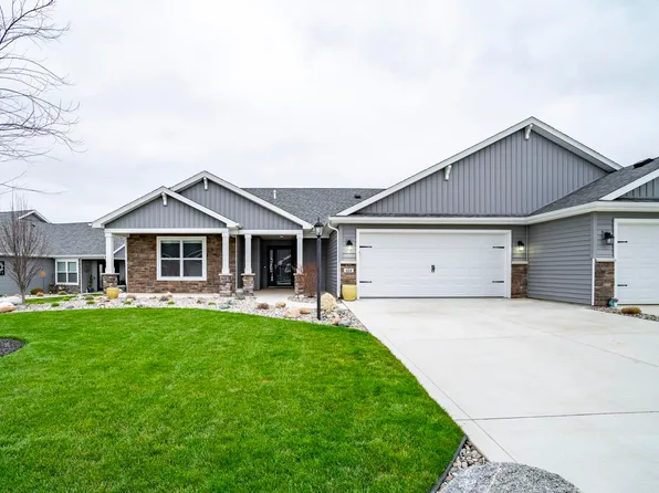 424 Gene Dr, Roanoke, IN 46783