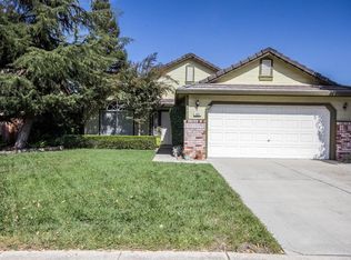 305 Queensland Ave, Turlock, CA 95382