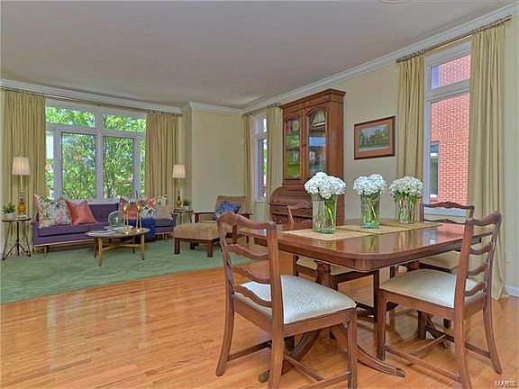 5th image of 4230 Laclede Ave #A