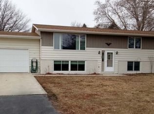 39 Circle Ter, Manly, IA 50456