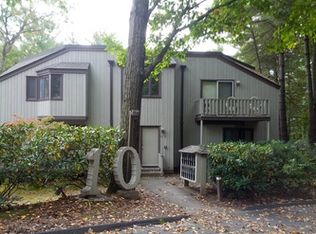 10 Talcott Ridge Rd, Farmington, CT 06032