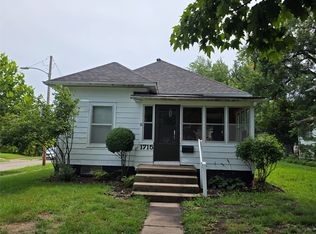 1715 E 12th St, Des Moines, IA 50316