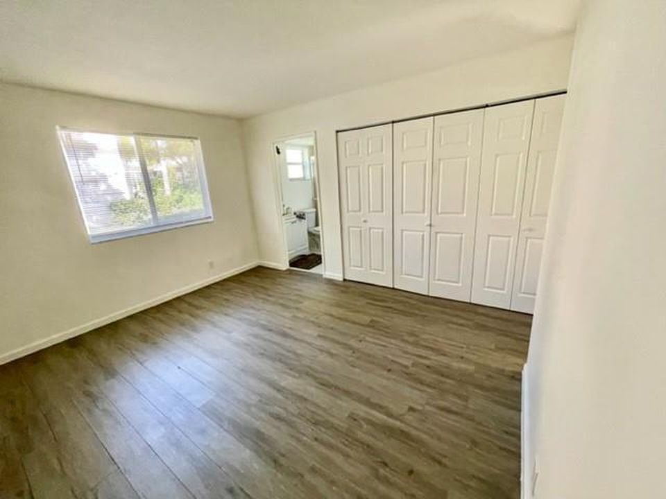 714 Gardens Dr APT 103, photo 6