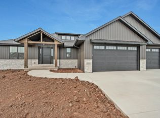 3123 Toad Island Trl, De Pere, WI 54115