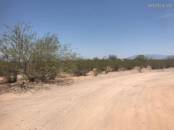 3rd image of 10625 S Knoll Crest Ln