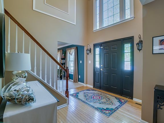 3rd image of 6346 Etheridge Ln