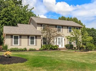10130 S Hampton Ct, Concord Township, OH 44060