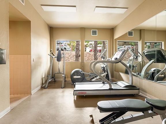 3rd image of 385 Mandarin Dr APT 11