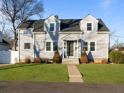 5 Shippen Ave, Warwick, RI, 02888