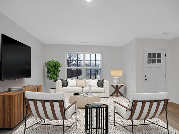 2nd image of 751 Kinsey St