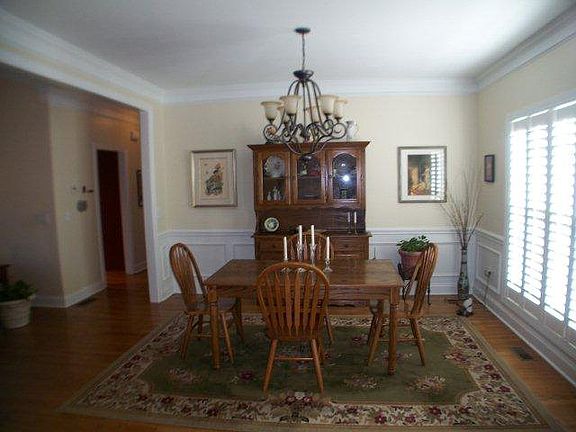 Formal dining room
