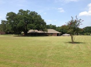 2019 Choupique Rd, Sulphur, LA 70663
