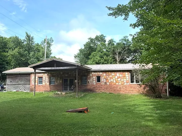 450 E Brown St, New Lexington, OH 43764