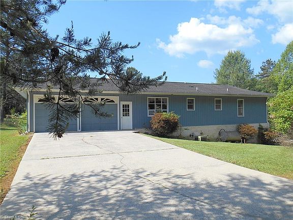 2nd image of 185 Cedar Knoll Dr