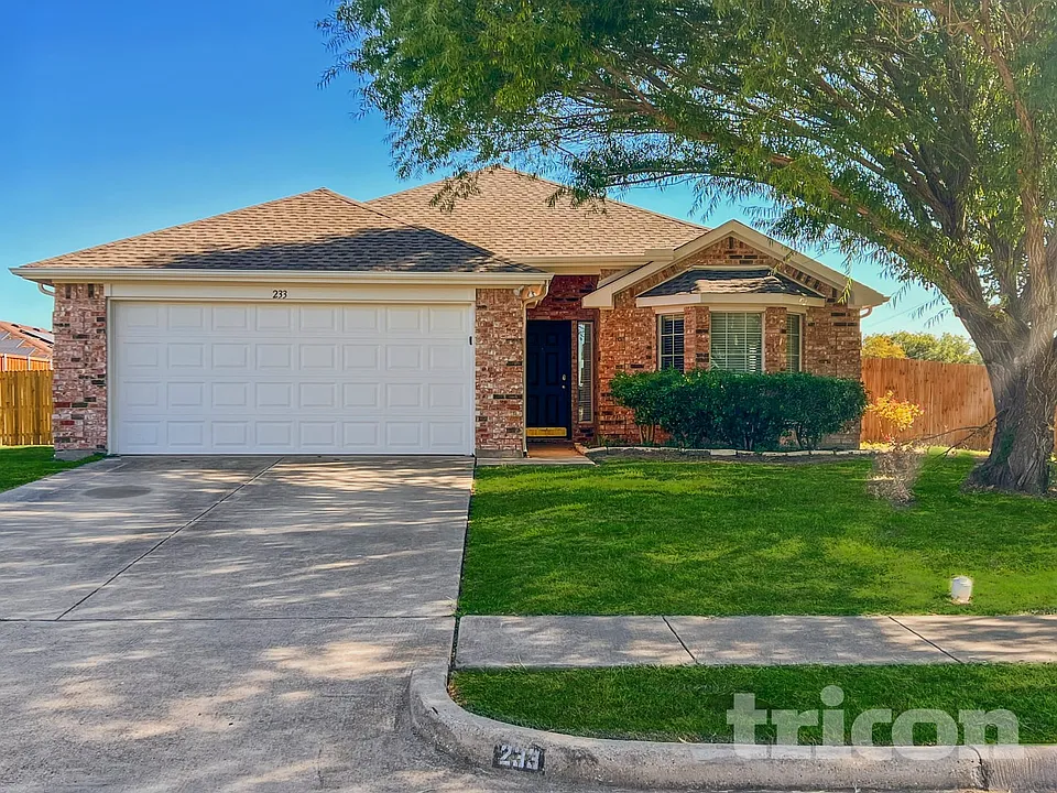 233 Amherst Dr