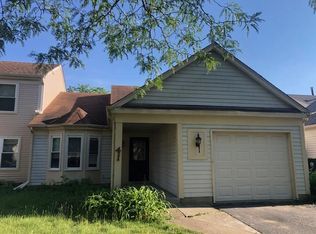 41 Bedford Rd, Mundelein, IL 60060