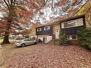 270 State Ave FLOOR 2, Wyandanch, NY 11798