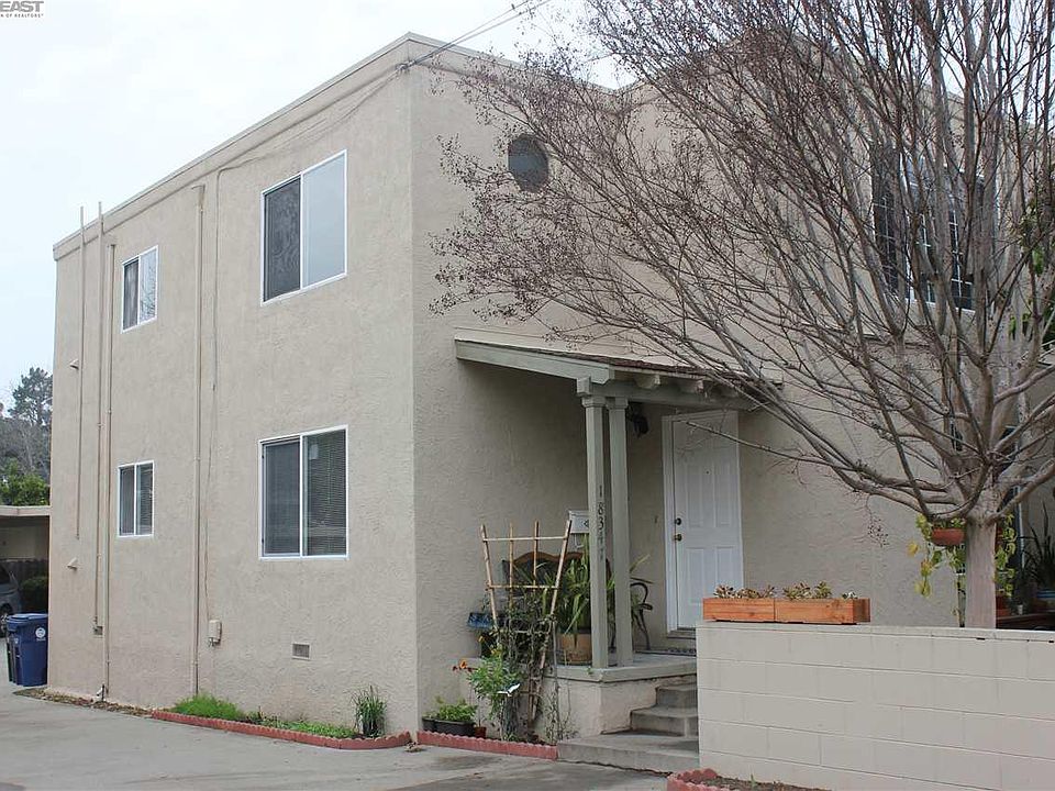 2nd image of 18347 Redwood Rd